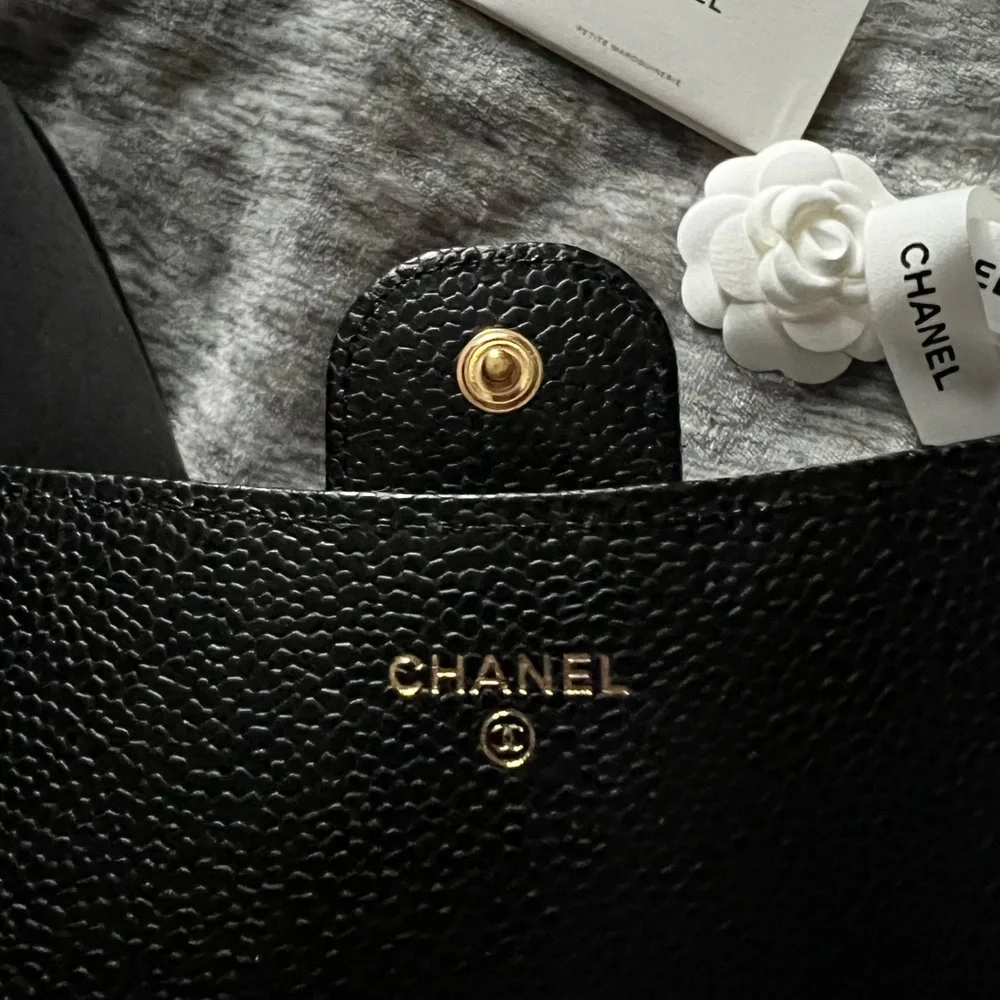 CHANEL LONG CLASSIC FLAP WALLET CAVIAR SKIN CC LOGO